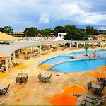 Lacqua Diroma - Melhor Parque Aquatico De Caldas Com Piscina De Ondas