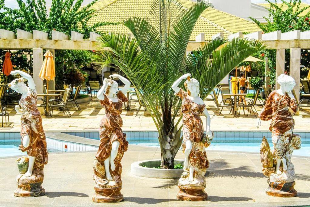 Aparthotel Lacqua Diroma - Parque Aquatico De Caldas Com Piscina De Ondas Caldas Novas