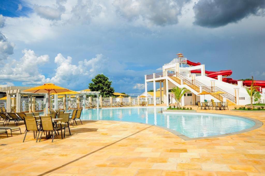 Lacqua Diroma - Parque Aquatico De Caldas Com Piscina De Ondas Aparthotel Caldas Novas