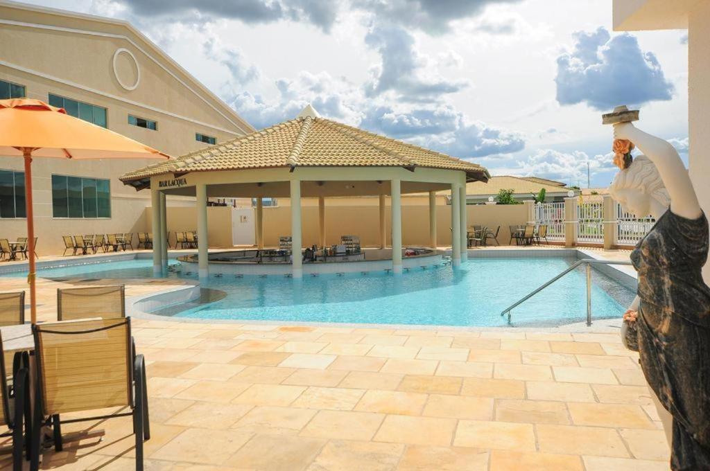 Lacqua Diroma - Parque Aquatico De Caldas Com Piscina De Ondas Aparthotel Caldas Novas