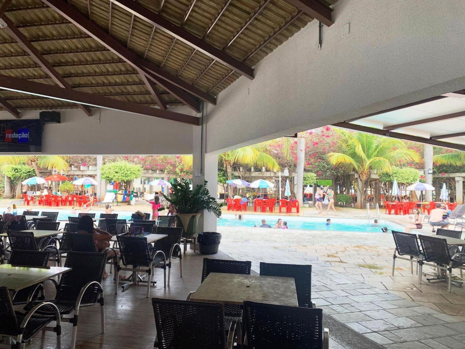 Lacqua Diroma - Parque Aquatico De Caldas Com Piscina De Ondas Aparthotel Caldas Novas