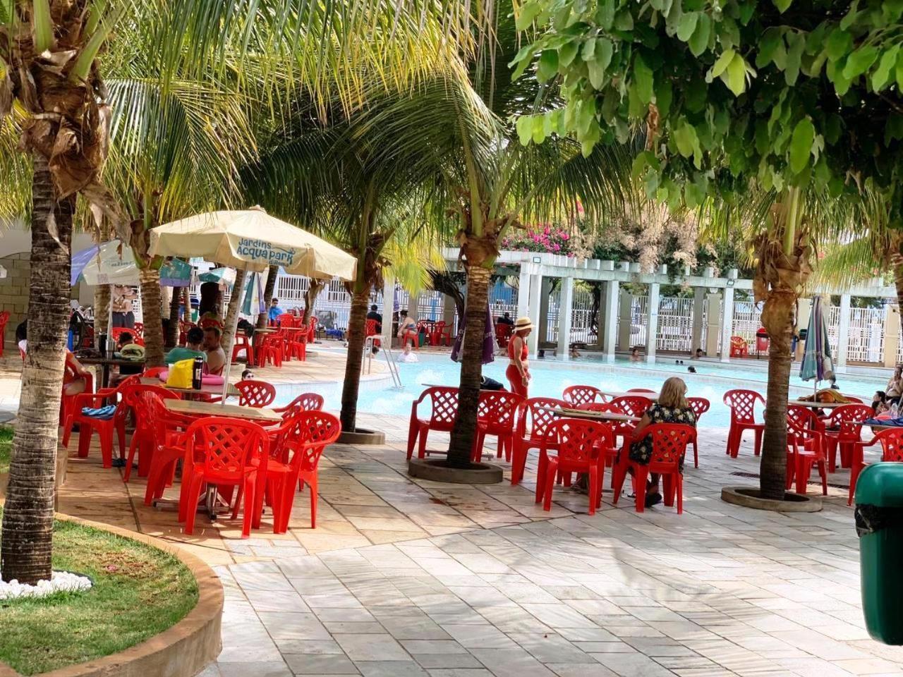 Lacqua Diroma - Parque Aquatico De Caldas Com Piscina De Ondas Aparthotel Caldas Novas