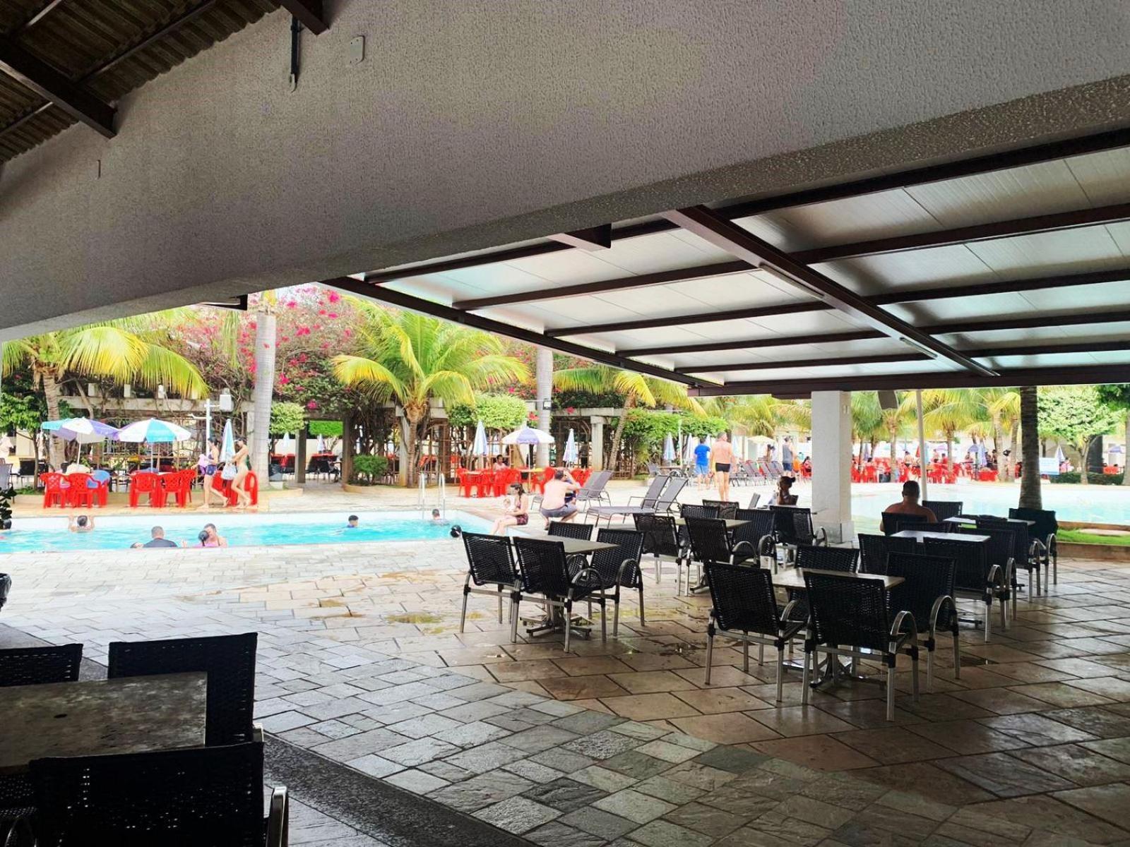 Lacqua Diroma - Parque Aquatico De Caldas Com Piscina De Ondas Aparthotel
