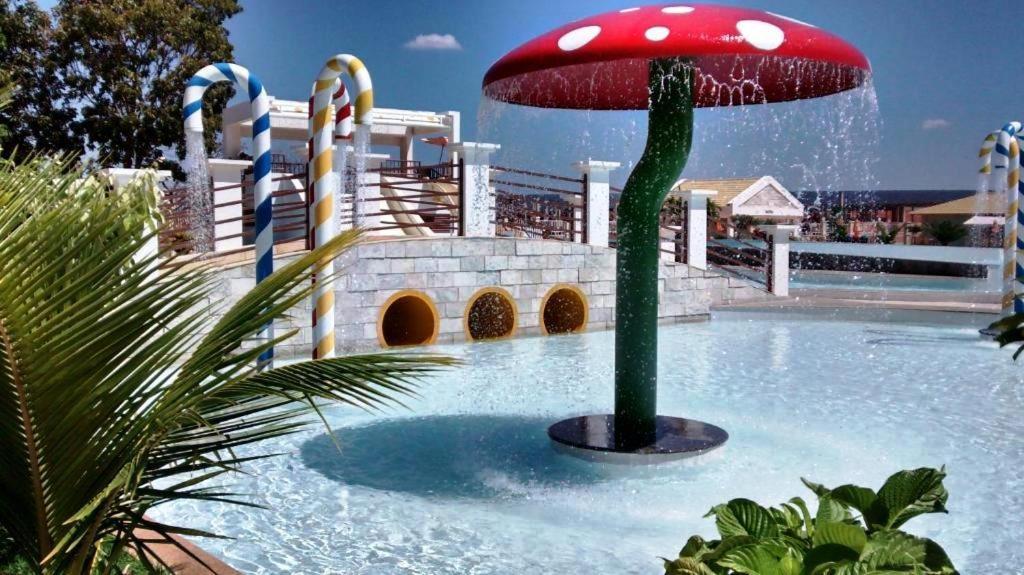 Aparthotel Lacqua Diroma - Parque Aquatico De Caldas Com Piscina De Ondas Caldas Novas